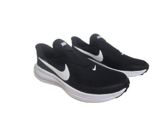 Nike Revolution 8 EasyOn Slip-On Women's Running Shoes UK 6.5 US 9 EU 40.5