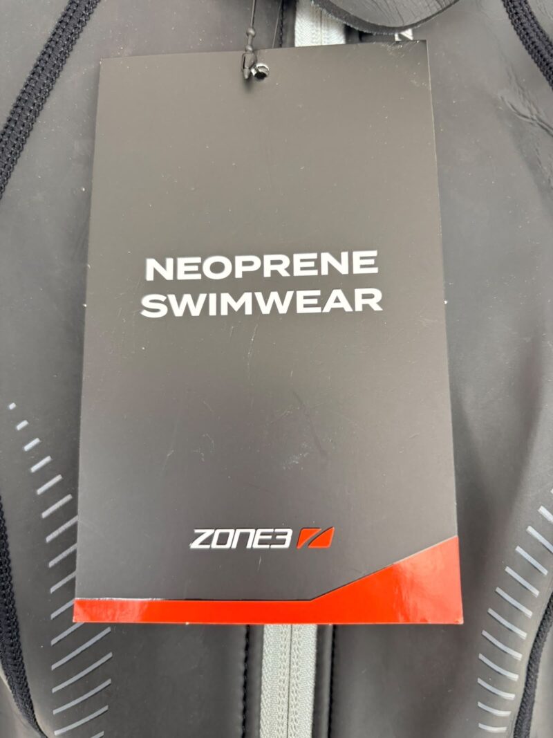 Zone3 Neoprene Kneeskin Ladies UK 8 XS Black Silver
